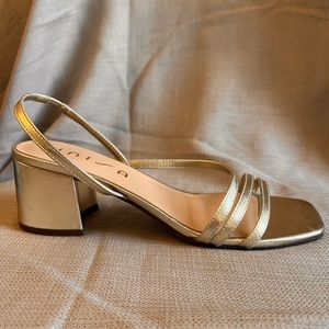 Unisa Marie Gold Sandal Heels Strappy Heel Open Tow Sz 9.5 M